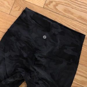 Lululemon Camo Align 28 inch